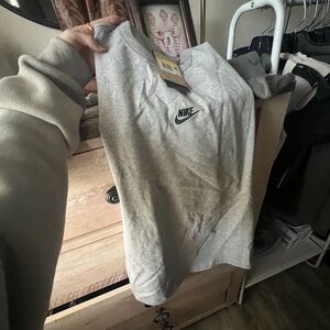 Men’s nike tshirt